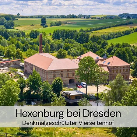 Hexenburgbeidresden Mit Fasssauna Stylishes Designerappartement Mit Schlafsofa, Terrasse - Naehe Saechsische Schweiz Dresden Großharthau