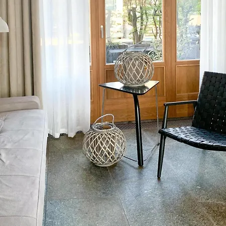 Designer-studio Unter Historischem Gewoelbe